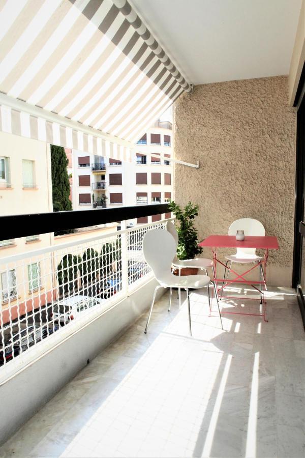 Appartement T3 Plein Centre Saint-Raphaël Eksteriør billede
